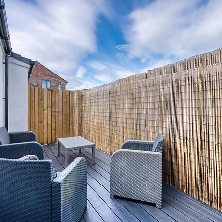 4-Bedroom Stunning Luxe, Spacious & Stylish Design House Bolton, Sleeps 11, With Parking Central Bolton, Links To Manchester, Pet-Friendly, Best For Groups! Work Contractors And Summer Special Offer! - By Blue Puffin Stays Farnworth Exteriér fotografie