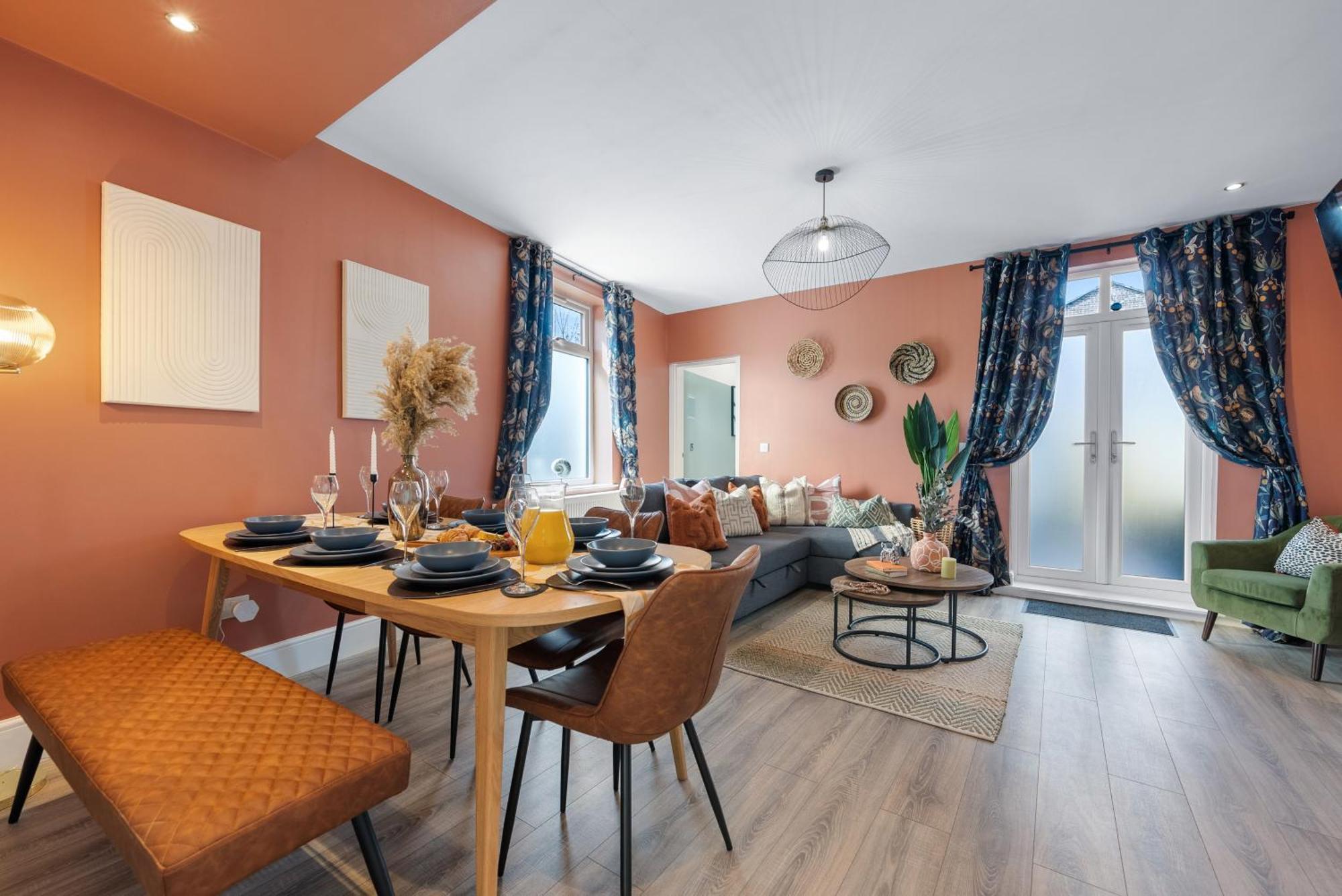 4-Bedroom Stunning Luxe, Spacious & Stylish Design House Bolton, Sleeps 11, With Parking Central Bolton, Links To Manchester, Pet-Friendly, Best For Groups! Work Contractors And Summer Special Offer! - By Blue Puffin Stays Farnworth Exteriér fotografie