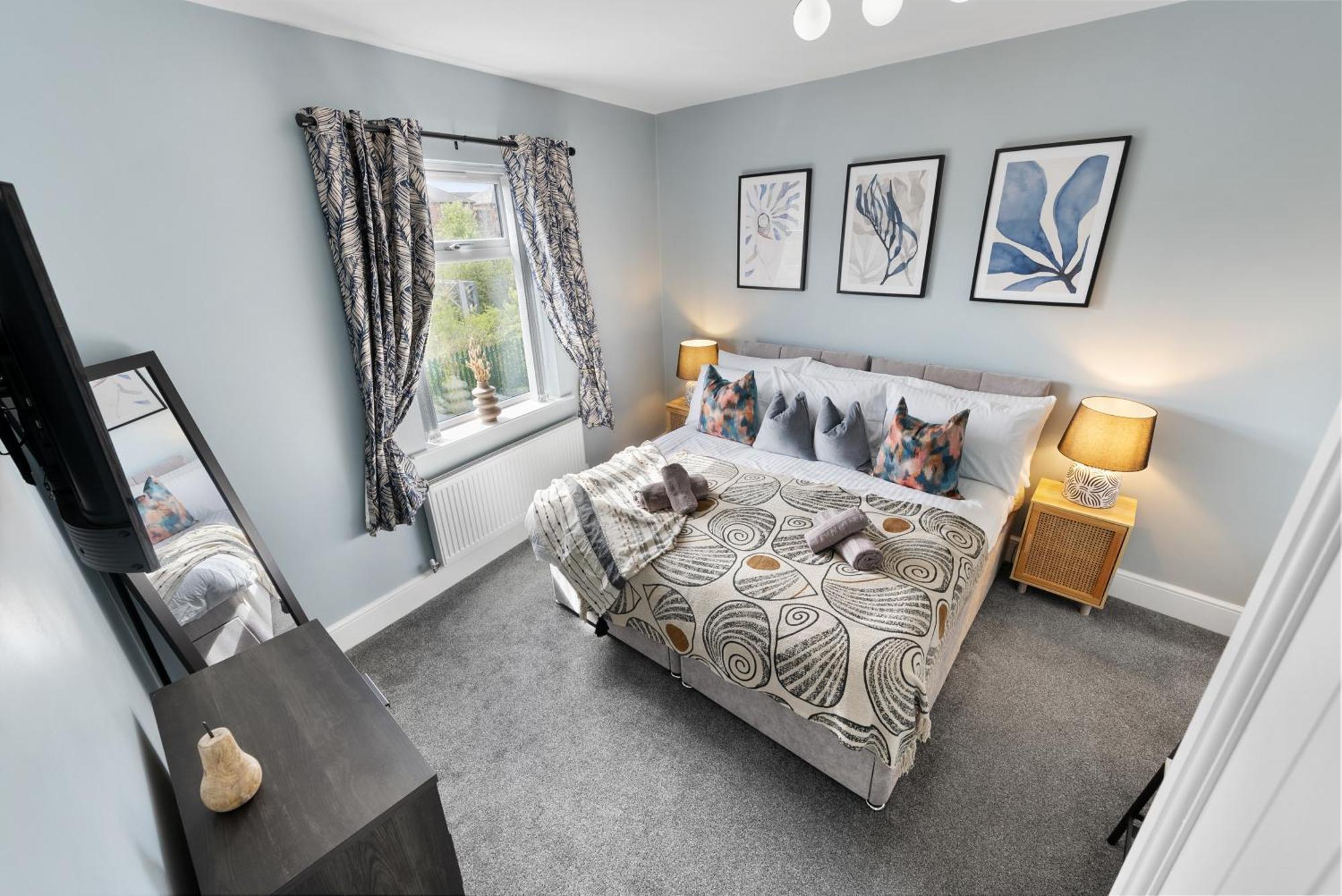 4-Bedroom Stunning Luxe, Spacious & Stylish Design House Bolton, Sleeps 11, With Parking Central Bolton, Links To Manchester, Pet-Friendly, Best For Groups! Work Contractors And Summer Special Offer! - By Blue Puffin Stays Farnworth Exteriér fotografie