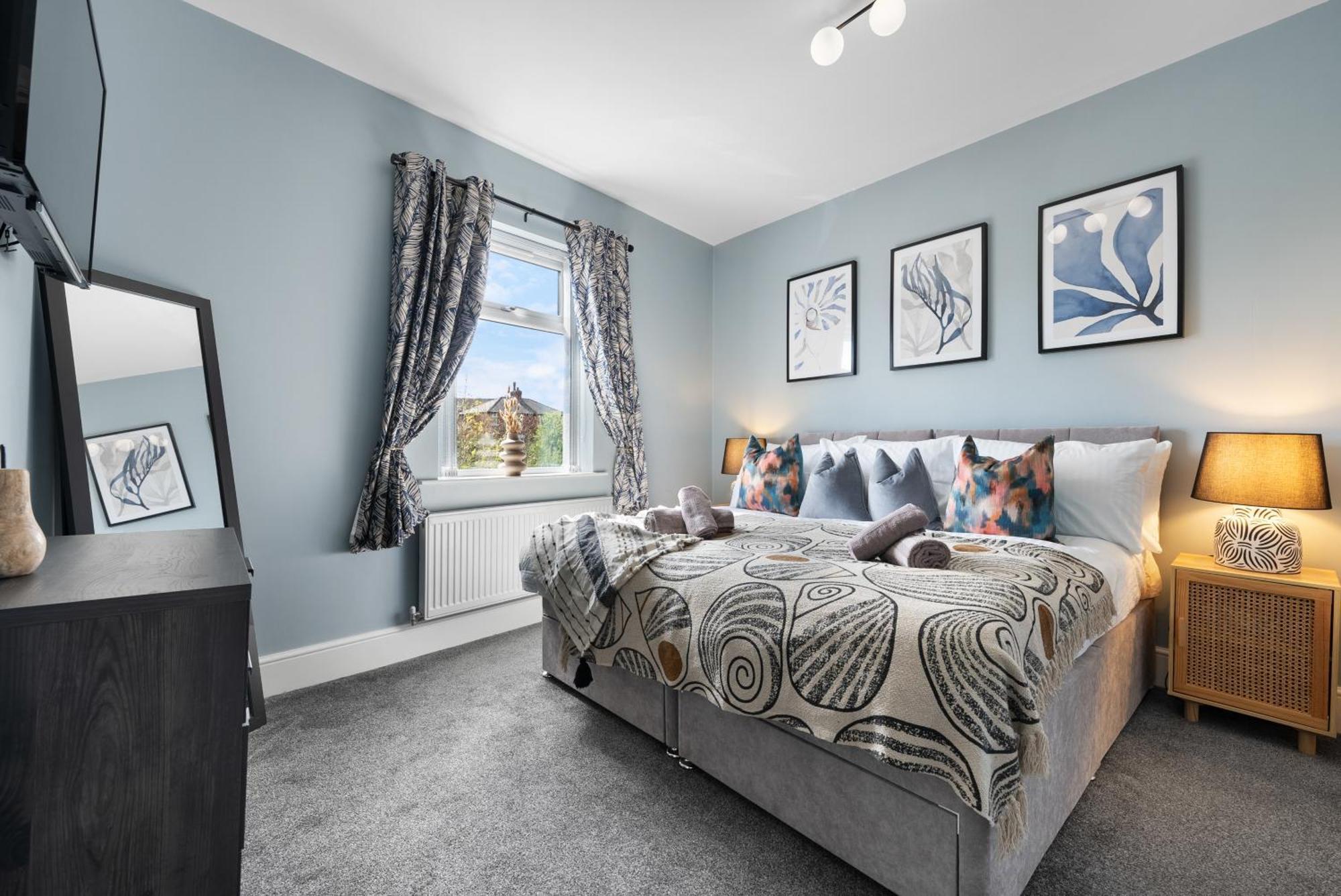 4-Bedroom Stunning Luxe, Spacious & Stylish Design House Bolton, Sleeps 11, With Parking Central Bolton, Links To Manchester, Pet-Friendly, Best For Groups! Work Contractors And Summer Special Offer! - By Blue Puffin Stays Farnworth Exteriér fotografie