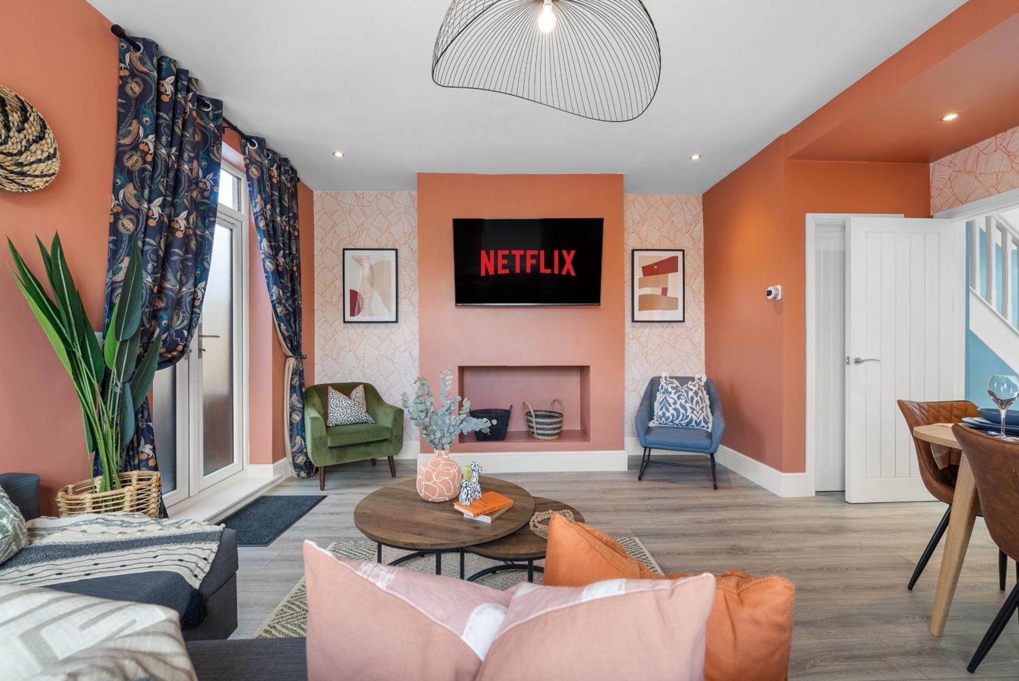 4-Bedroom Stunning Luxe, Spacious & Stylish Design House Bolton, Sleeps 11, With Parking Central Bolton, Links To Manchester, Pet-Friendly, Best For Groups! Work Contractors And Summer Special Offer! - By Blue Puffin Stays Farnworth Exteriér fotografie